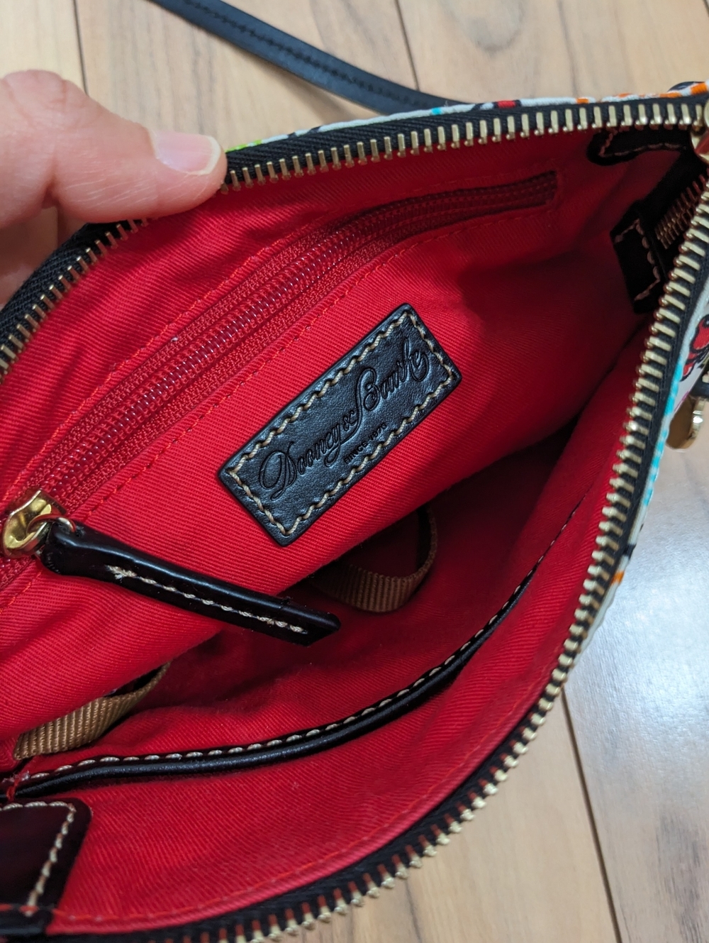 EUC! Dooney & Bourke X Disney Nylon Sketch Crossbody Bag In Black And White - Picture 16 of 16